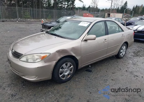 2004 Toyota Camry Le z USA, uszkodzony, nr VIN 4T1BE32K84U906837